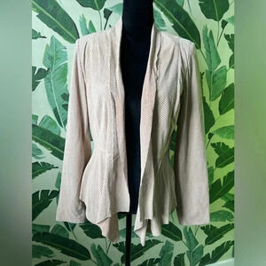Cigno Nero Women’s Nude tan dye cut leather Blazer Jacket Size 38 fits Small